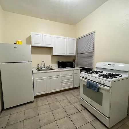 Private Bedroom Near בוסטון מראה חיצוני תמונה