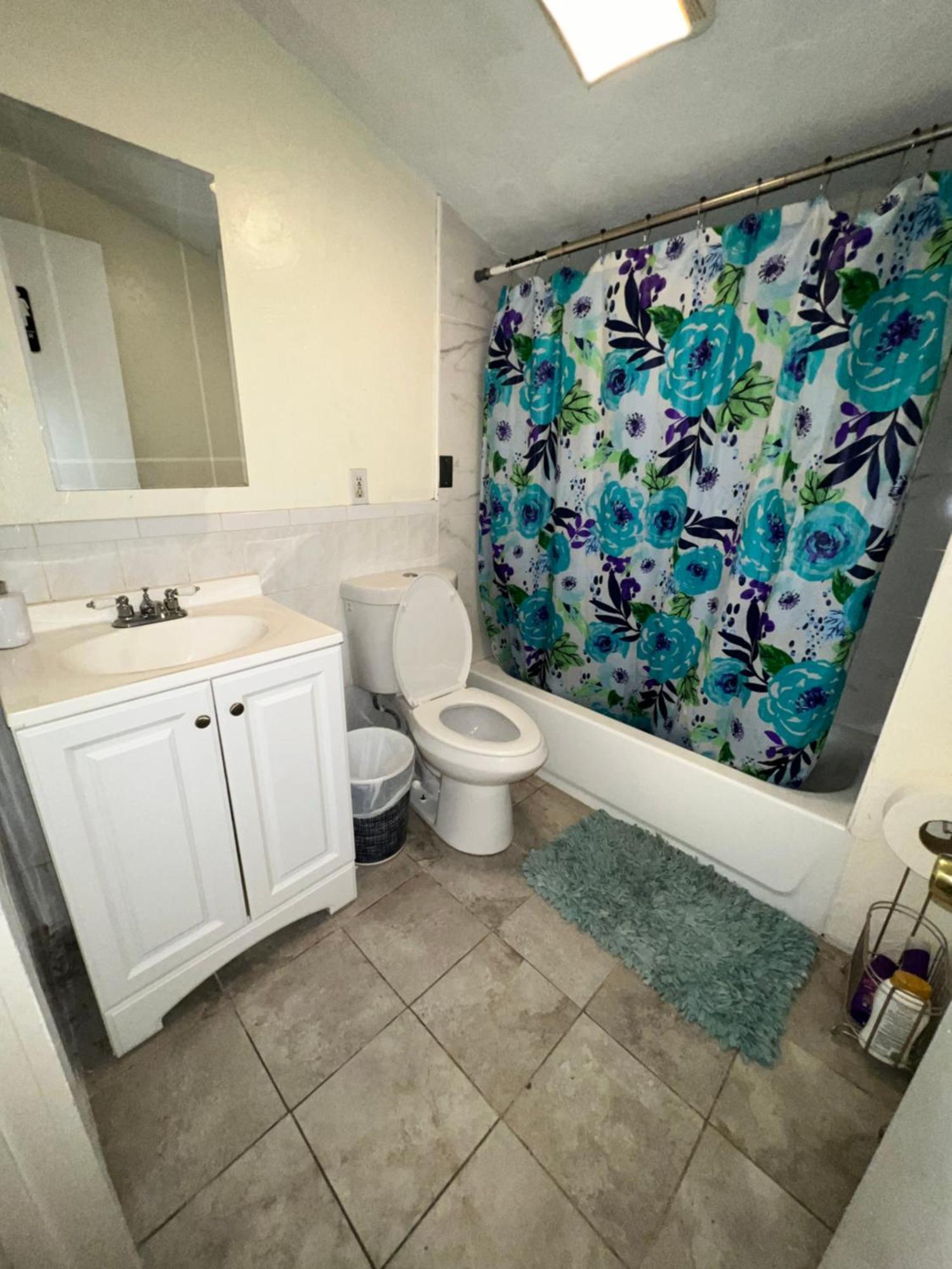 Private Bedroom Near בוסטון מראה חיצוני תמונה