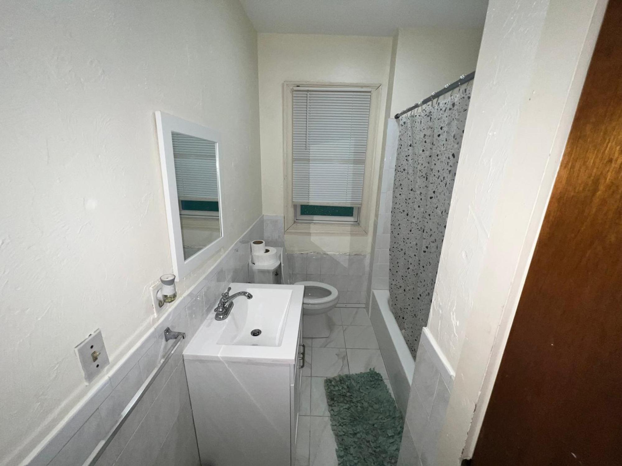 Private Bedroom Near בוסטון מראה חיצוני תמונה