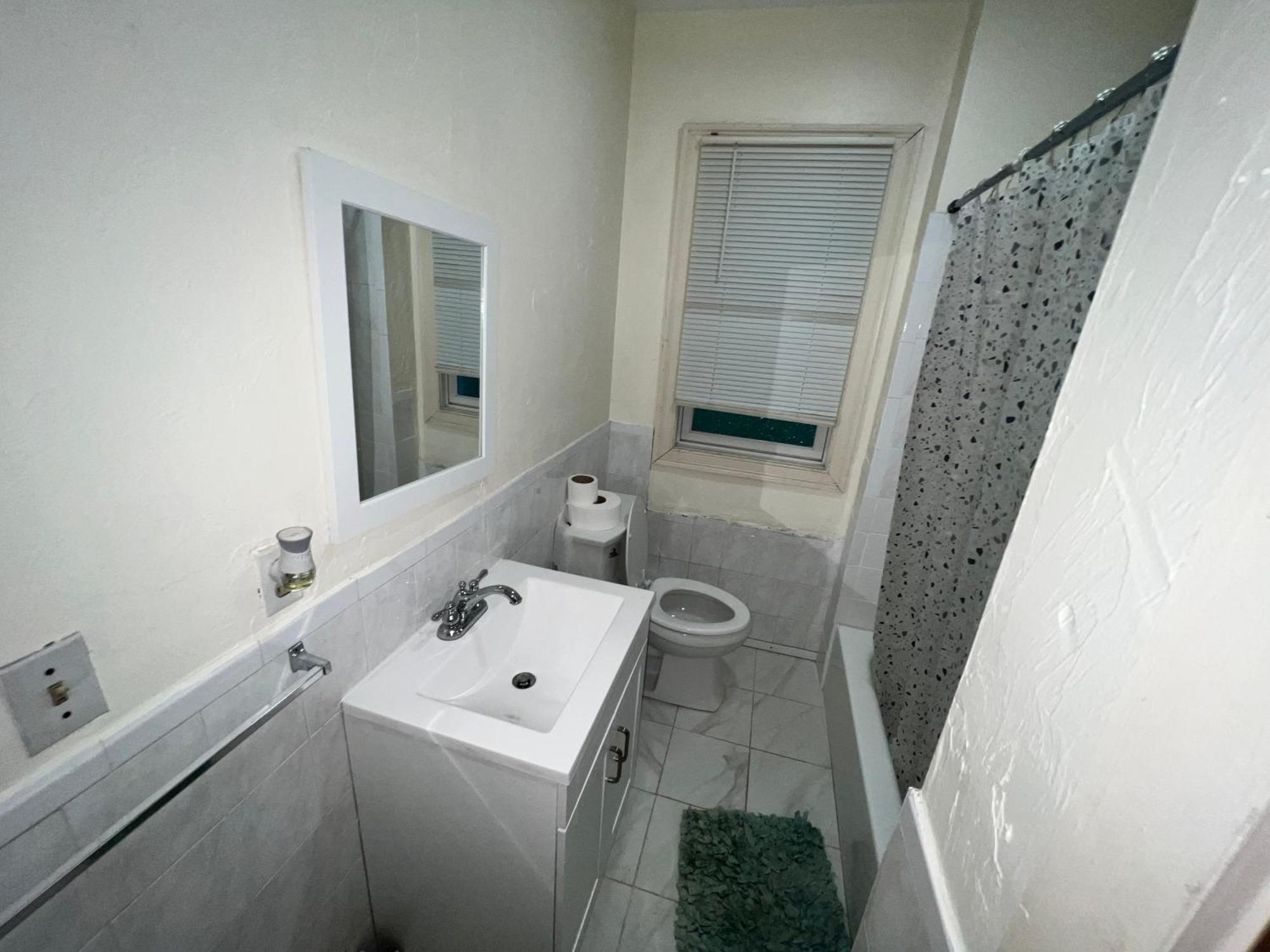 Private Bedroom Near בוסטון מראה חיצוני תמונה