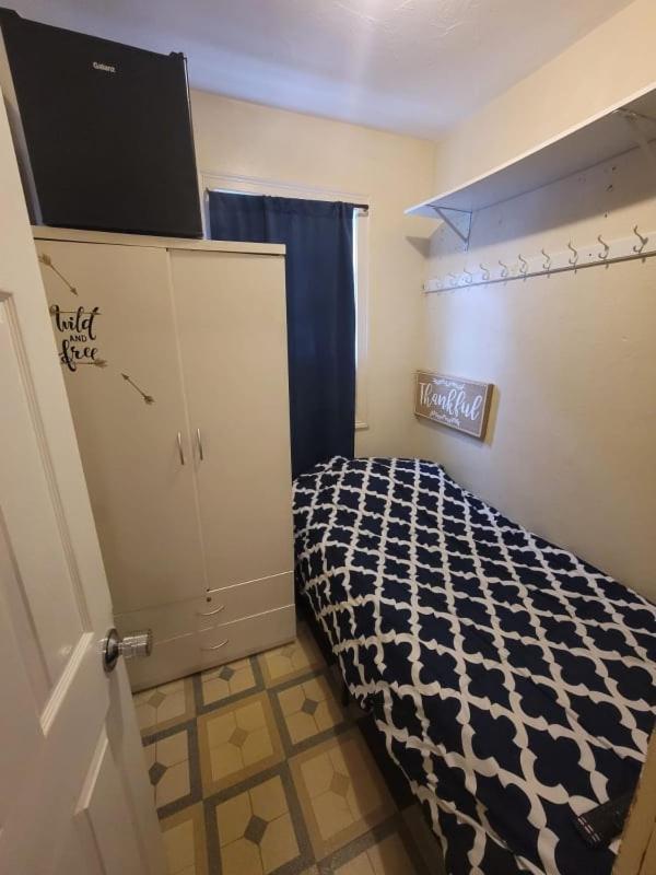 Private Bedroom Near בוסטון מראה חיצוני תמונה