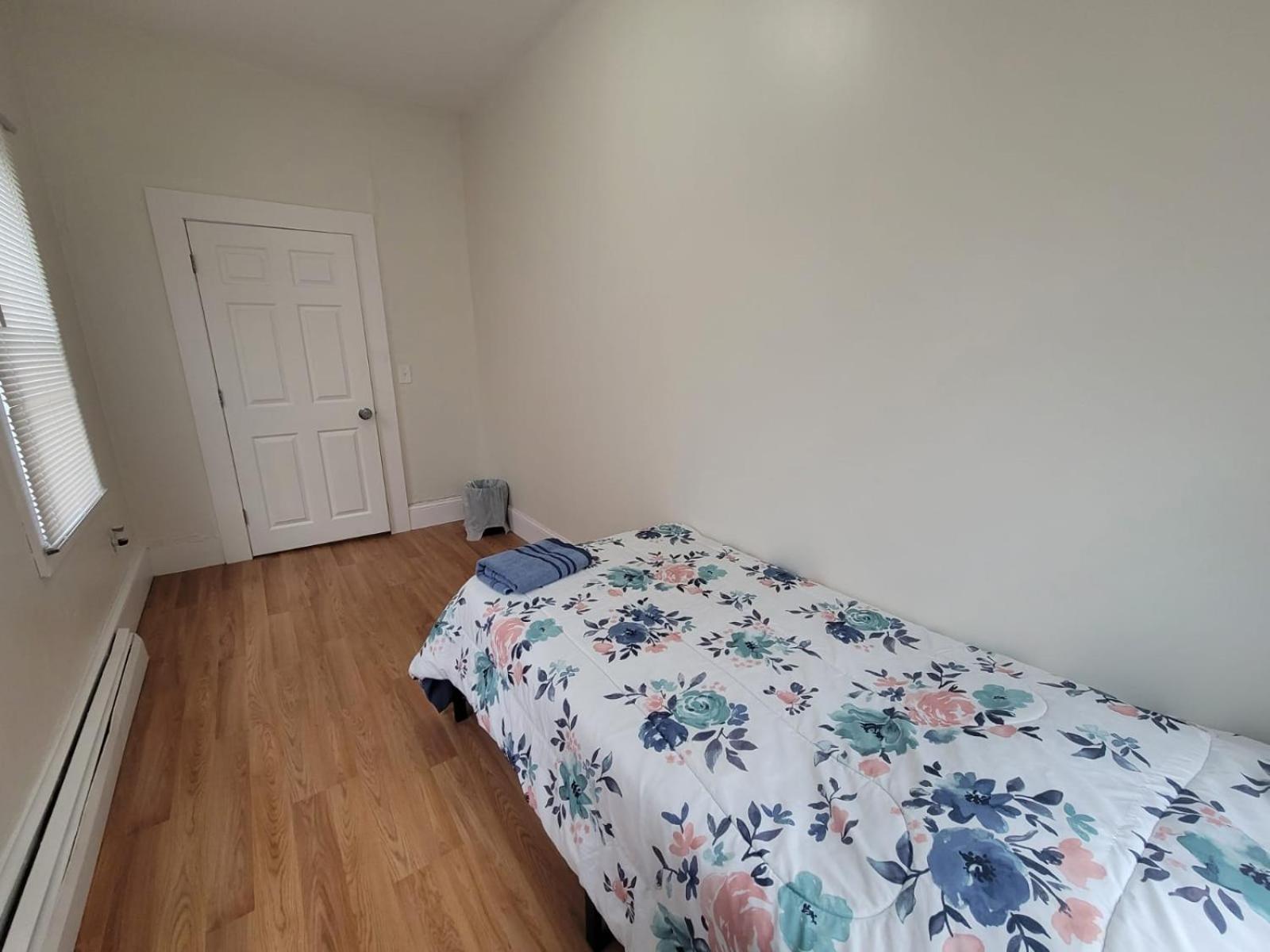 Private Bedroom Near בוסטון מראה חיצוני תמונה